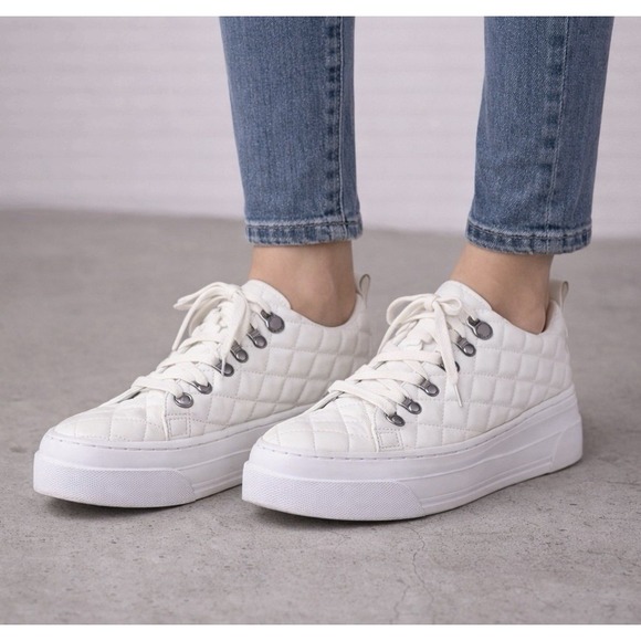 J/SLIDES Shoes - J Slides Aimee 8.5 White Quilted Leather Platform Sneakers Lace Up Shoes
